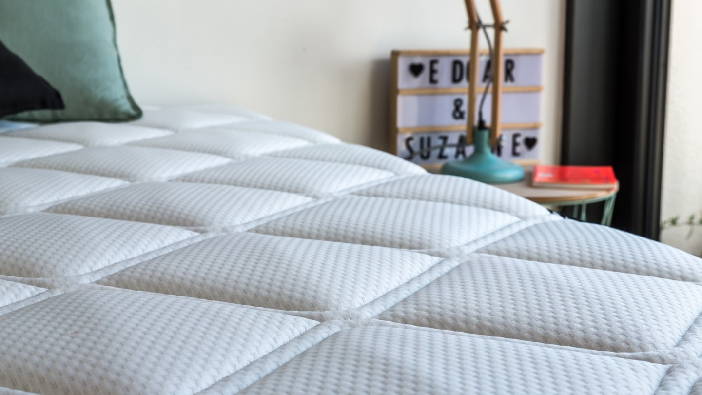 Matelas Spring Luxe 140x190 – Hbedding