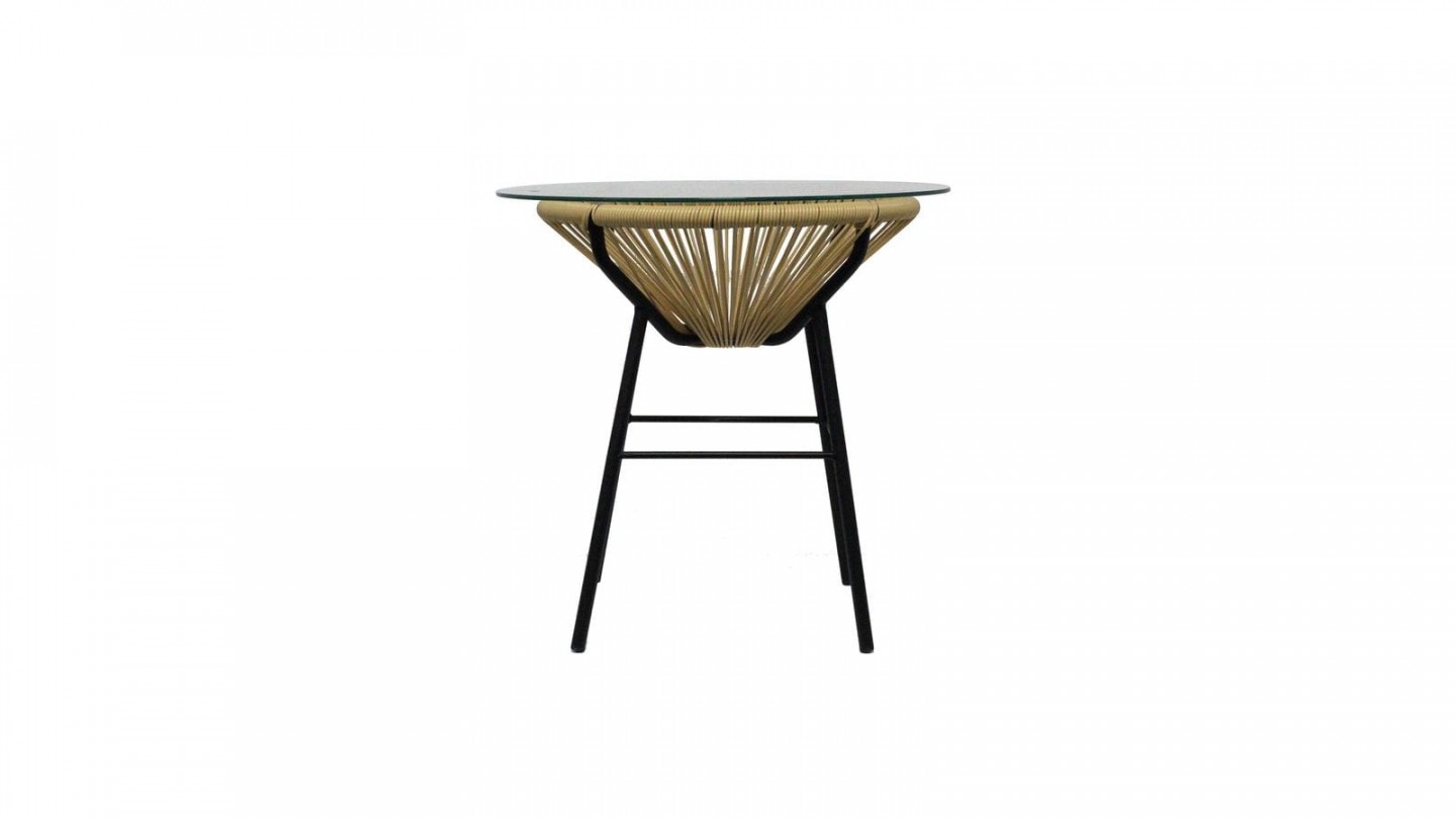 Table en pvc tressé, verre et métal beige - Collection Sumatra - Red Cartel