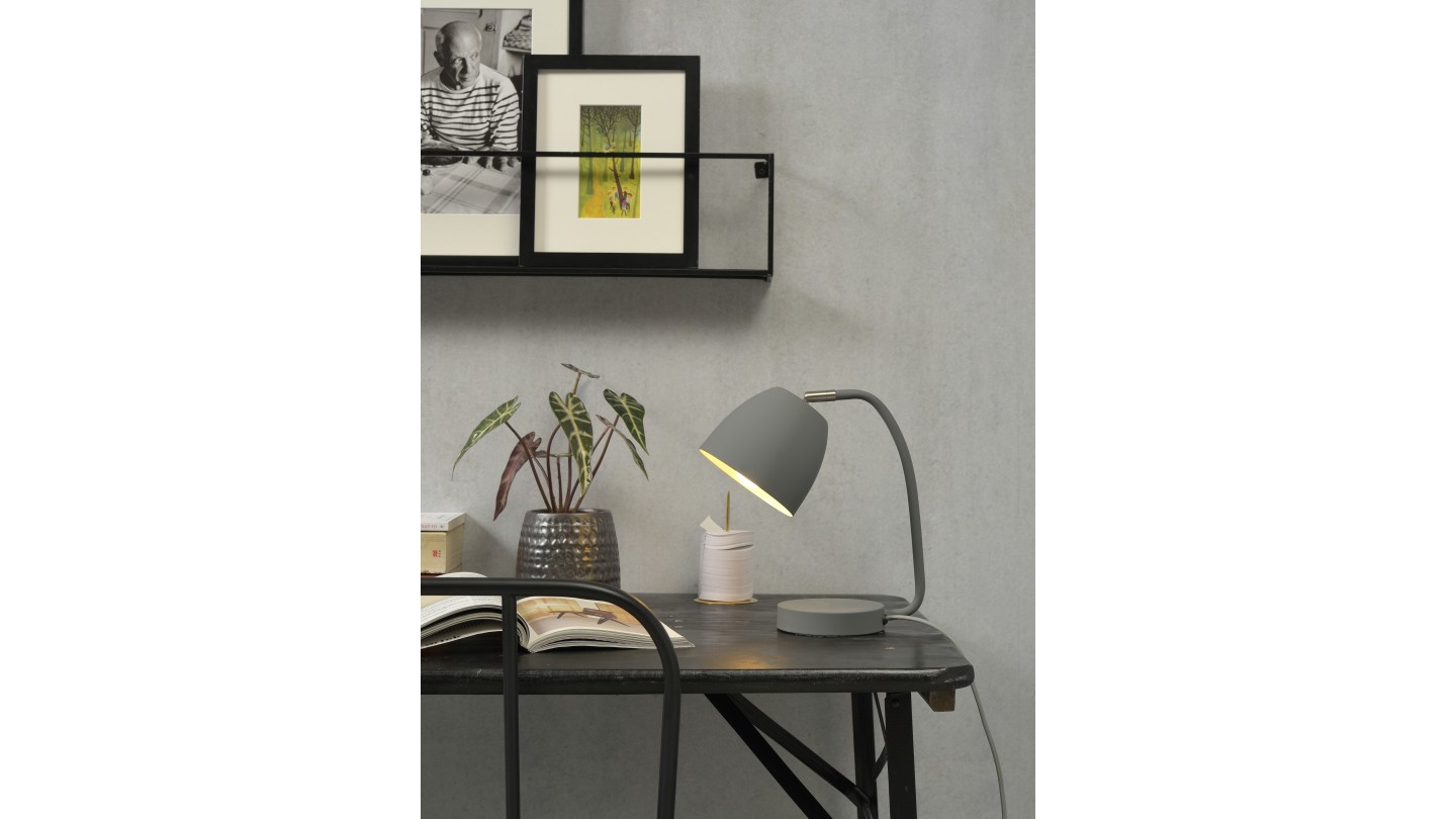 Lampe à poser en métal soft touch gris - Collection Newport - It's About Romi
