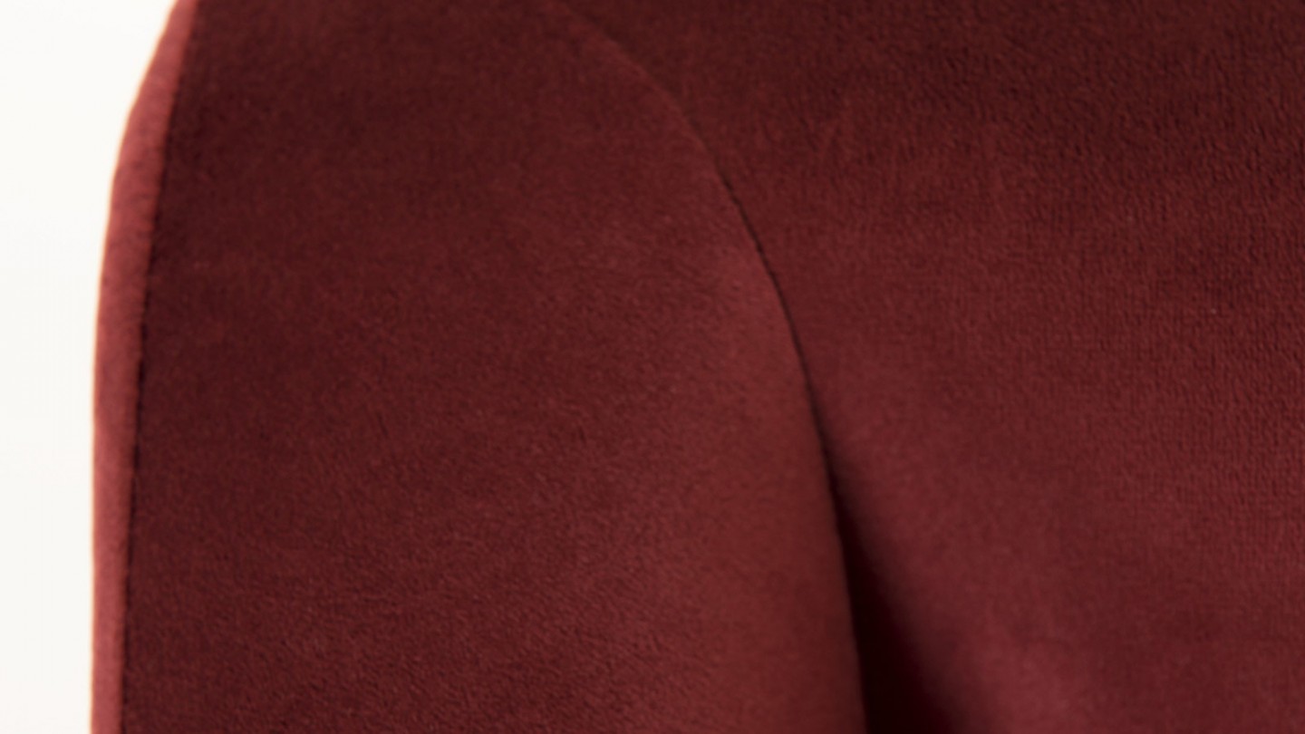 Fauteuil en velours rouge bordeaux piètement épingle en métal noir - Collection Agathe