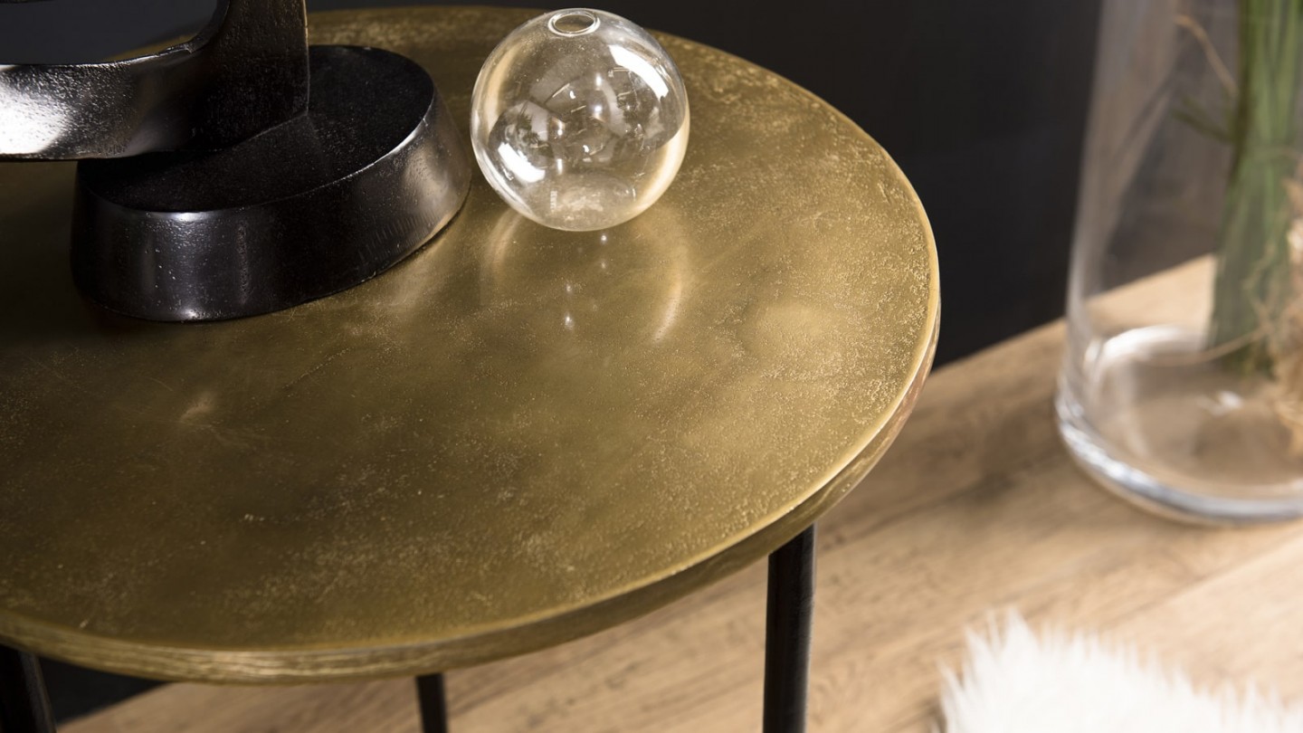 Table d'appoint ronde en aluminium doré - Collection Johan