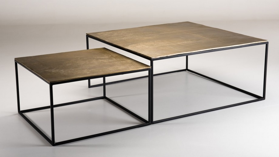 Set de 2 tables gigognes carrées en aluminium doré piètement métal - Collection Johan