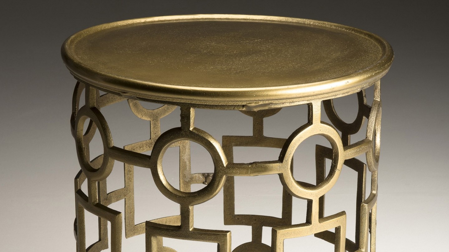 Table d'appoint ronde en aluminium doré piètement graphique - Collection Johan