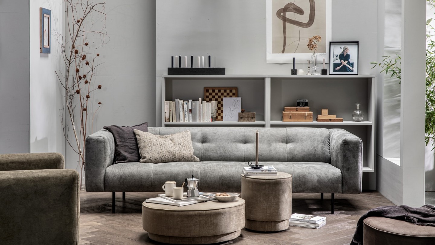 Canapé 4 places en simili cuir gris clair - Collection Skin - Vtwonen