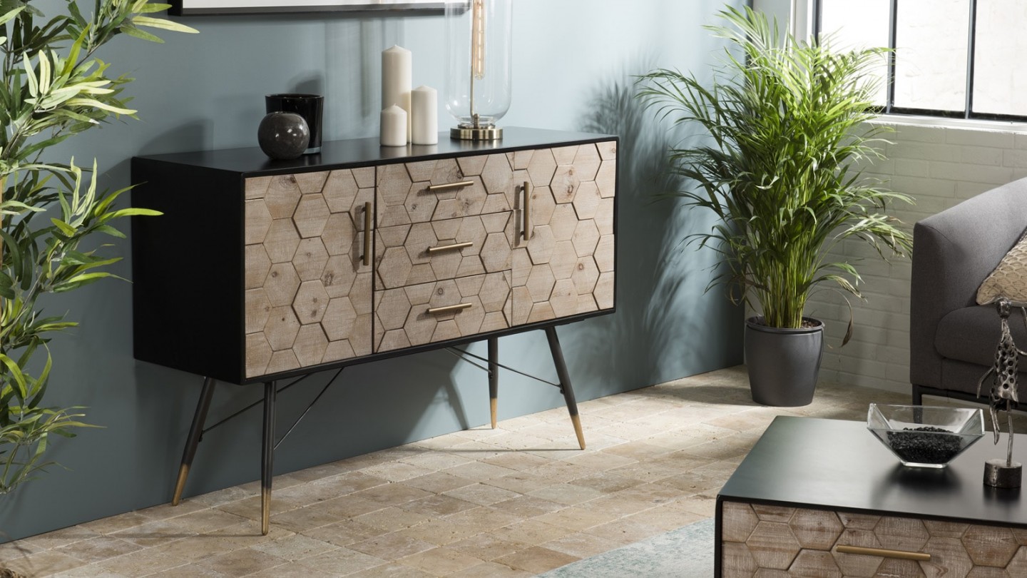 Buffet scandinave 2 portes 3 tiroirs en pin marqueté piètement métal - Collection Dorrie