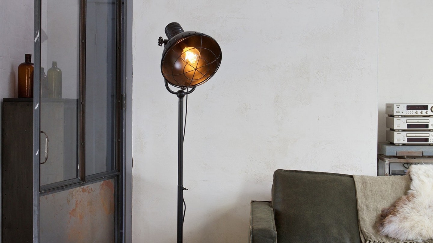 Lampe noire – Collection Spotlight