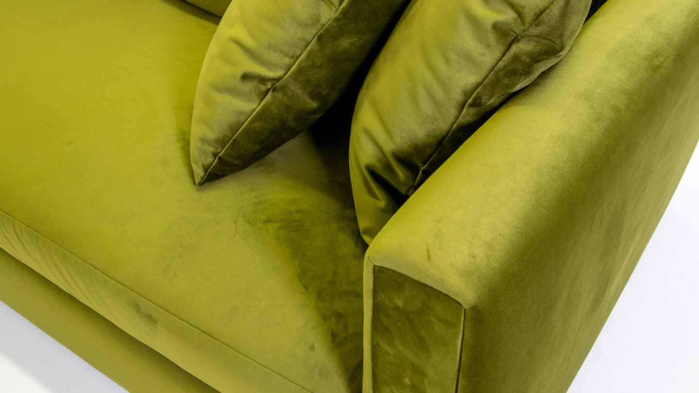 Canapé 3 places velours vert olive + 4 coussins - Collection Denver