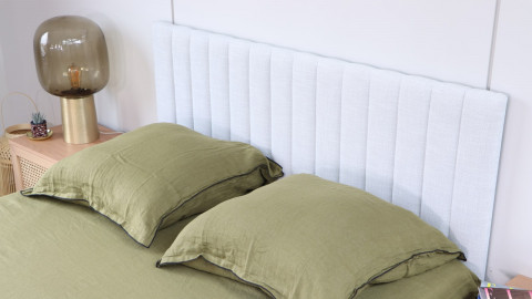 Tête de lit matelassé en tissu gris clair 140 cm - Eliot
