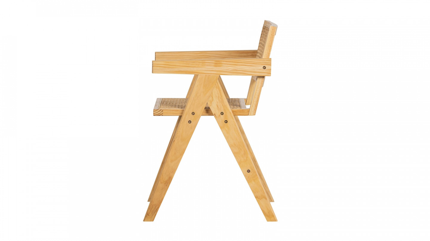 Chaise en bois naturel et cannage avec accoudoir
