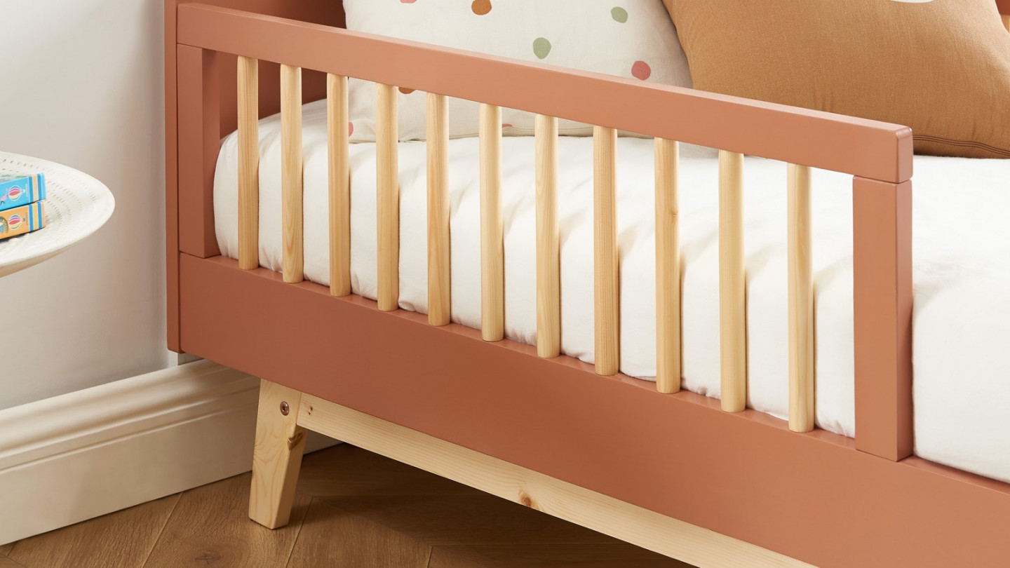 Lit enfant 70x140 en pin massif terracotta avec sommier - Alba