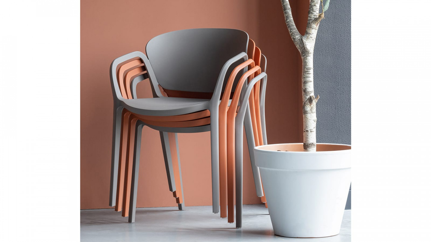 Chaise de jardin design en résine terracotta - Bent