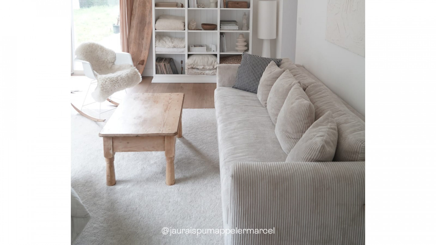 Canapé 3 places velours cotelé beige + 4 coussins - Collection Denver