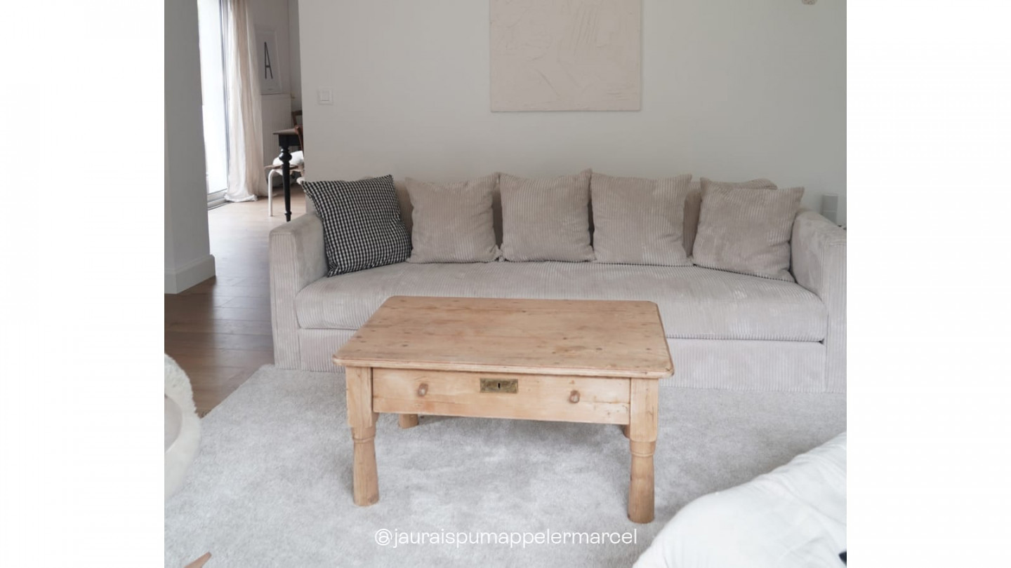 Canapé 3 places velours cotelé beige + 4 coussins - Collection Denver