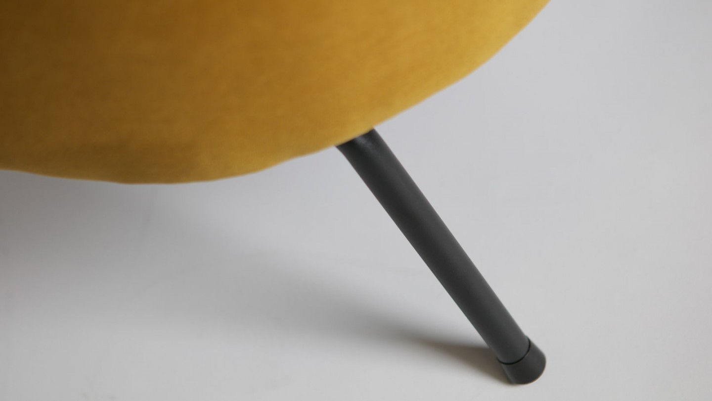 Fauteuil en velours moutarde – Collection Vogue