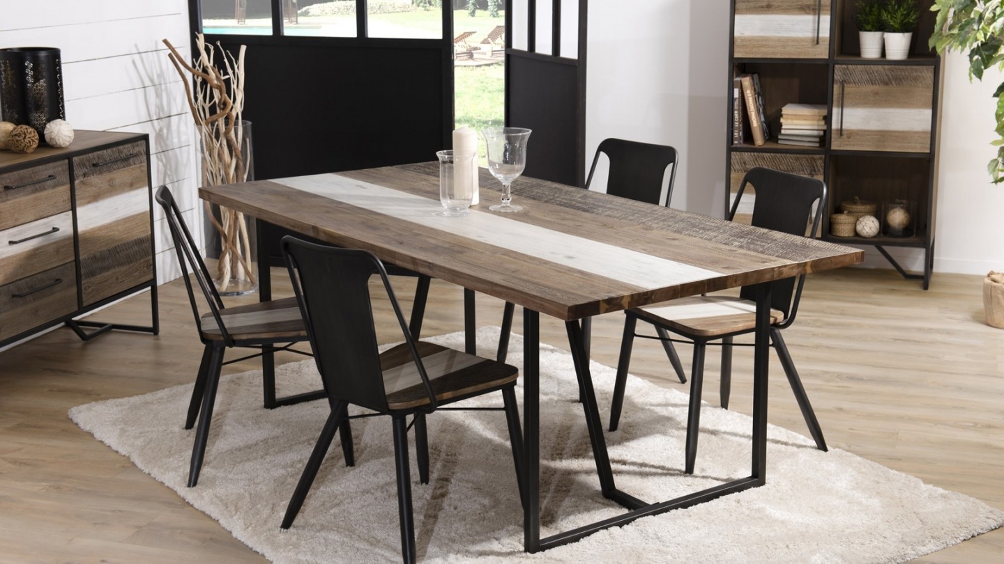 Table à manger 200x100cm en acacia piètement en métal - Collection Mateo