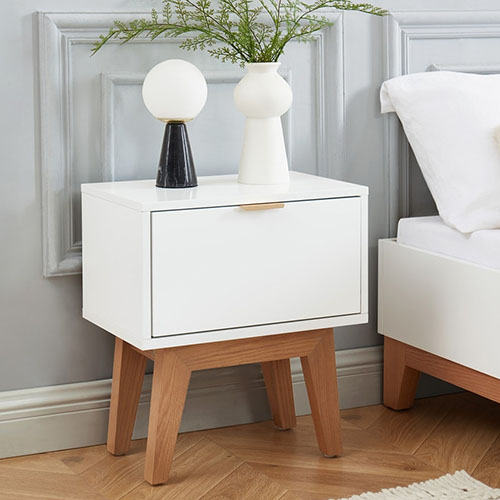 Table de chevet 1 tiroir - laqué blanc mat - Collection Emma - ELLE DÉCORATION