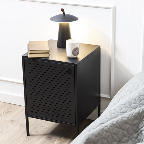 Table de chevet avec porte en métal noir - Newcastle