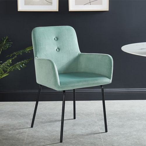 Chaise avec accoudoirs en velours vert amande et piètement métal - Lisbonne