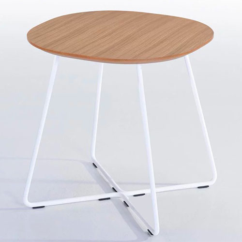Table d'appoint design 45cm en chêne et piètement en métal blanc - Koping