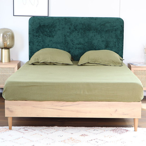 Lit adulte 160x200 cm effet chêne avec sommier et tête de lit en velours gratté vert - Panzo