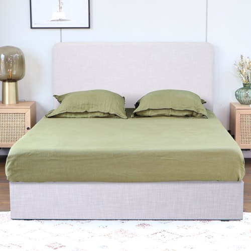 Ensemble Lit Emy en tissu gris clair 160x200 + Matelas à mémoire de forme Mémo HR 22cm