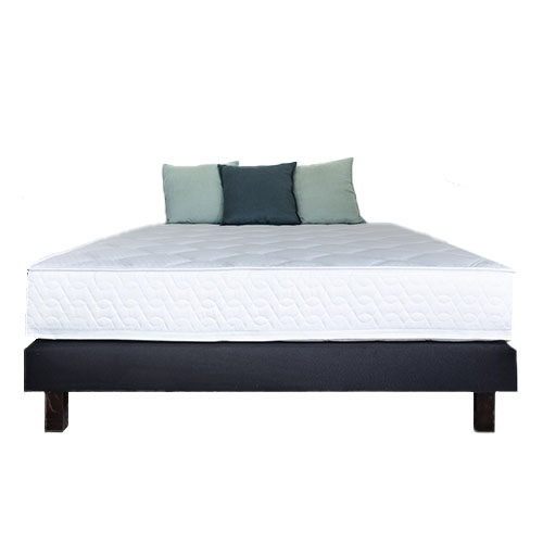 Ensemble matelas ressorts + sommier 140x190 Spring Confort Hbedding + 2 oreillers à mémoire de forme 60x60cm.