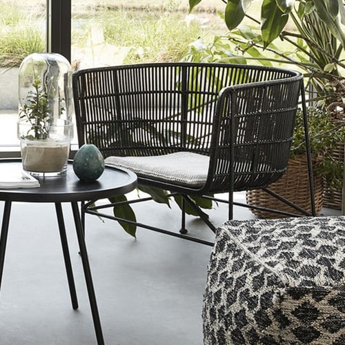 Fauteuil bas en rotin noir - Cuun