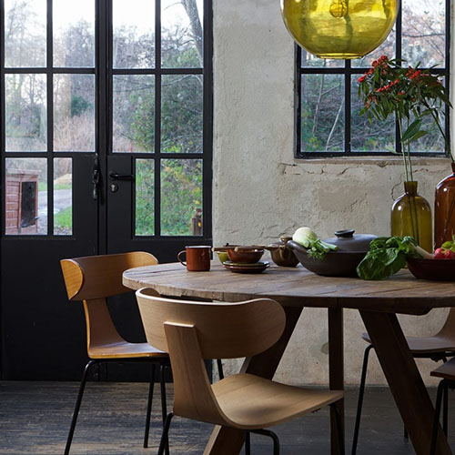 Table à manger ronde Ø140cm en bois d'orme - Collection Tondo - BePureHome