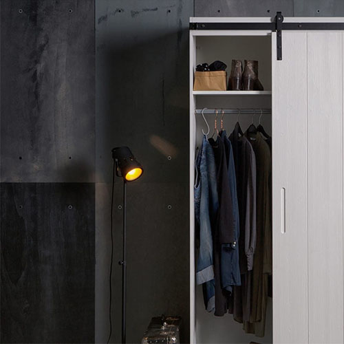 Lampadaire en métal noir - Collection Bente - Woood