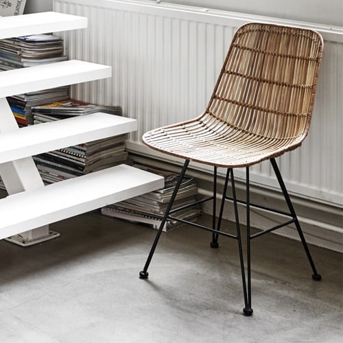 Chaise en rotin naturel piètement métal noir - HK Living