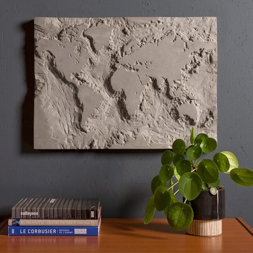 Carte du monde en béton - The grey planet - Collection Singleton - Lyon Beton