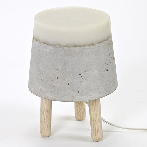 Lampe de table en béton et bois taille S - Serax